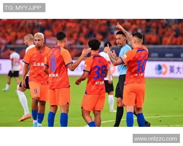 鲁能与中能2013年对决回顾:激情四溢的足球盛宴与精彩瞬间分析 鲁能与中能2013年对决回顾:激情四溢的足球盛宴与精彩瞬间分析