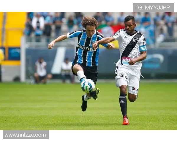 庞特普雷vs对手的精彩对决揭示了足球战术的深层次魅力与团队合作的重要性 庞特普雷vs对手的精彩对决揭示了足球战术的深层次魅力与团队合作的重要性