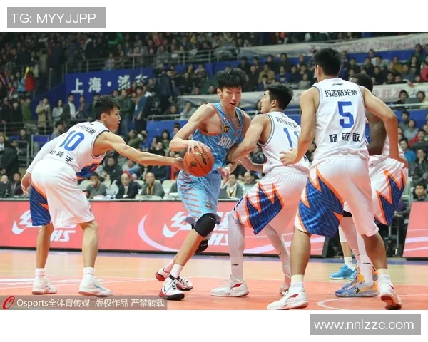 成都篮球队在全国耐力排行榜中荣登第七名展现出色竞技实力与团队精神